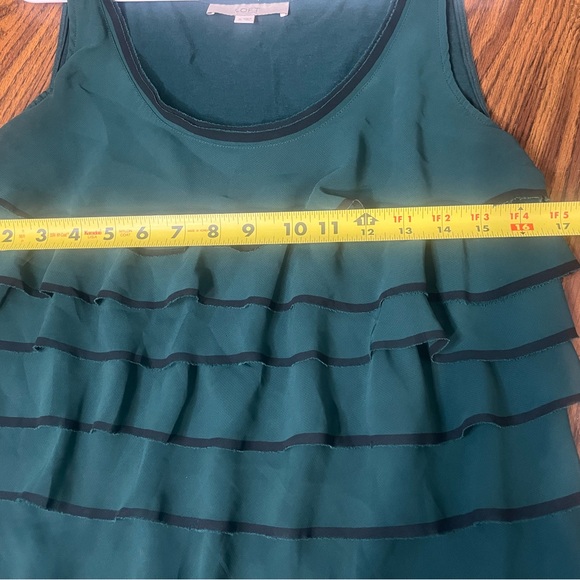 Green Sleeveless‎ Ruffle Top - Picture 6 of 7